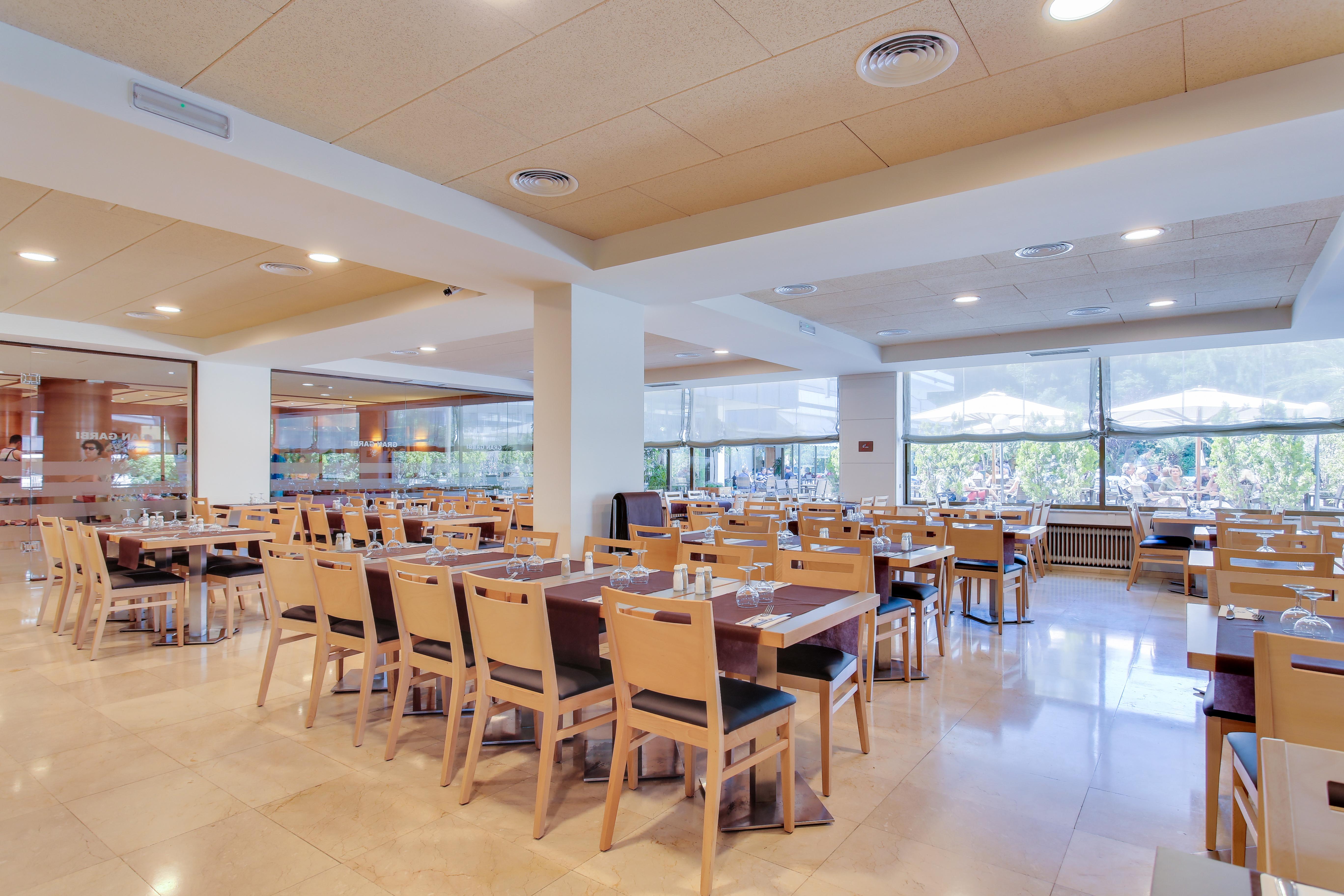 Hotel Gran Garbi & Aquasplash Льорет-де-Мар Экстерьер фото