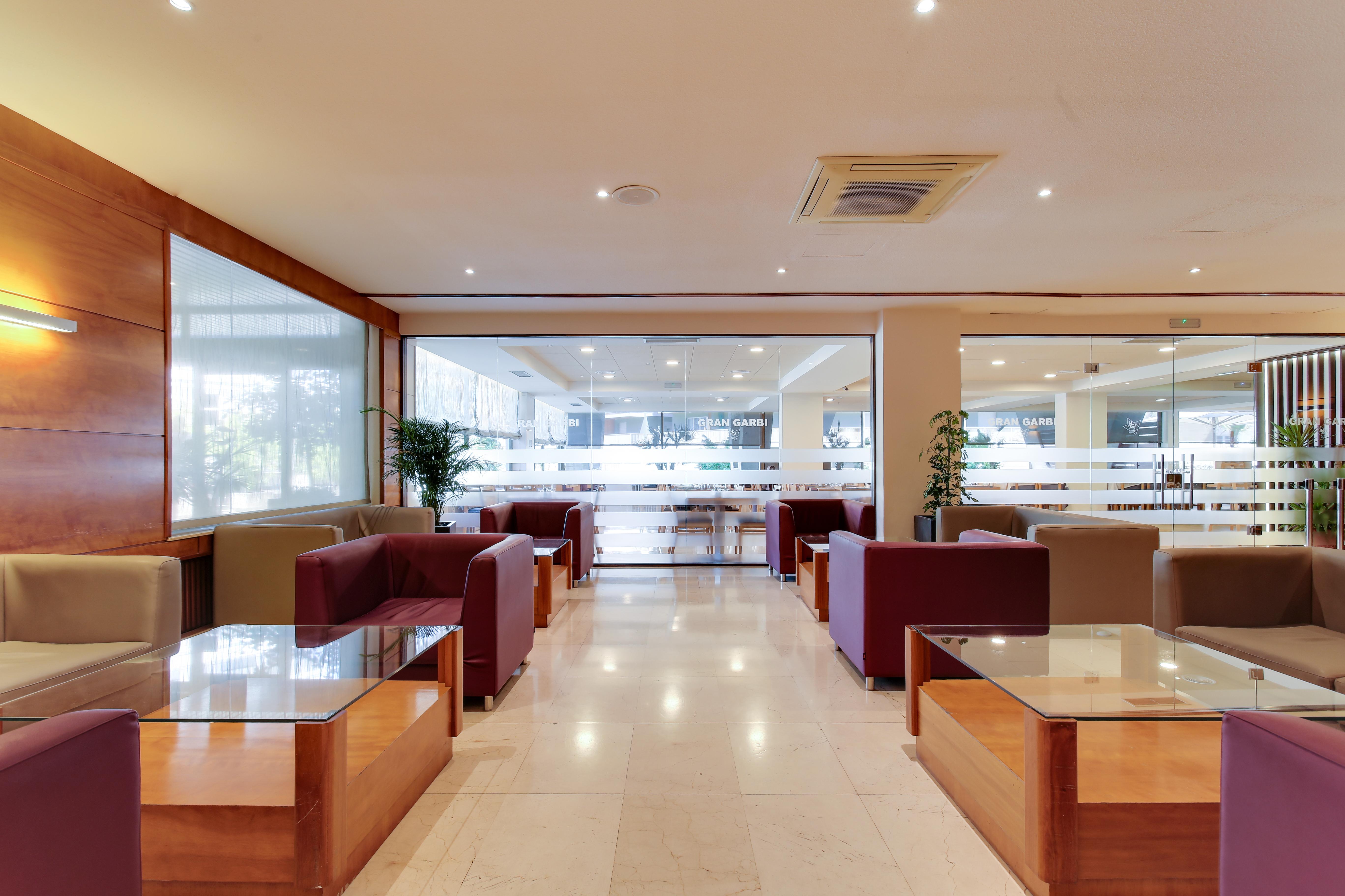 Hotel Gran Garbi & Aquasplash Льорет-де-Мар Экстерьер фото
