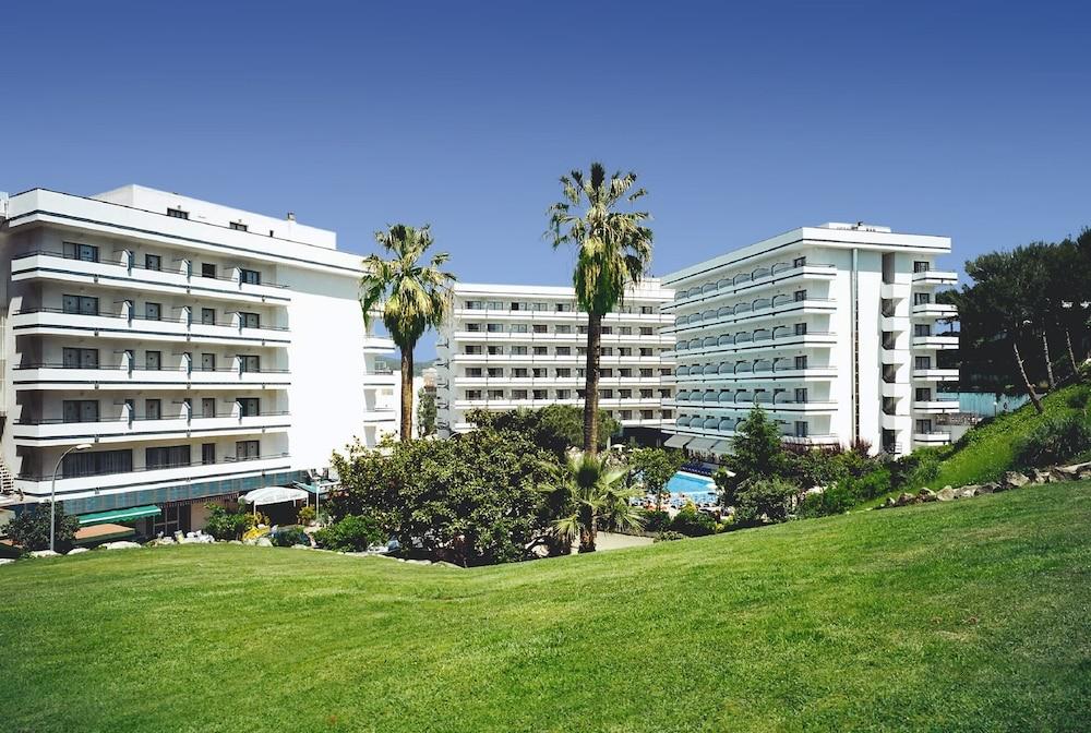 Hotel Gran Garbi & Aquasplash Льорет-де-Мар Экстерьер фото